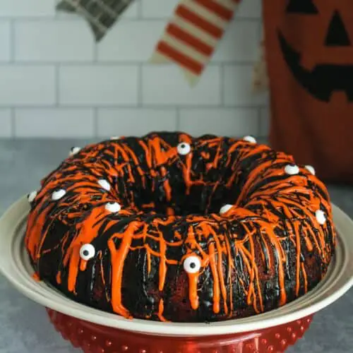 spooky halloween bundt cake