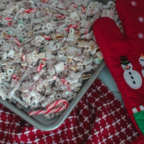 reindeer munch white chocolate chex mix