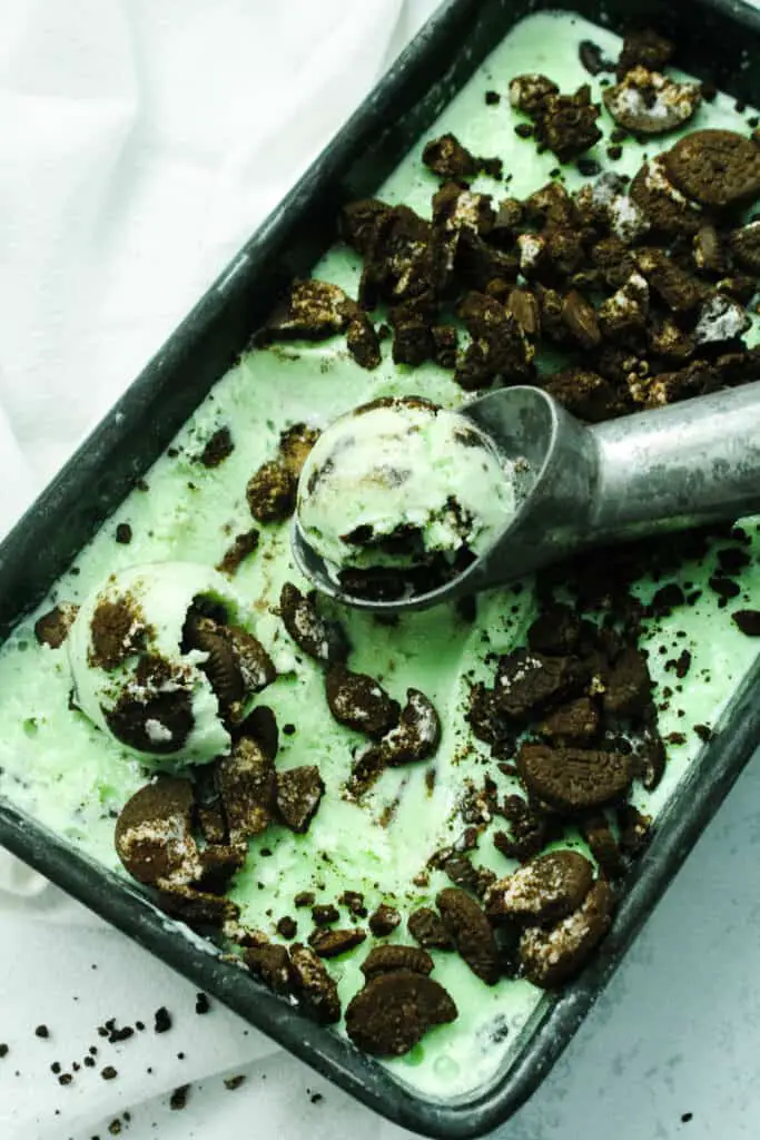 mint chocolate cookie ice cream