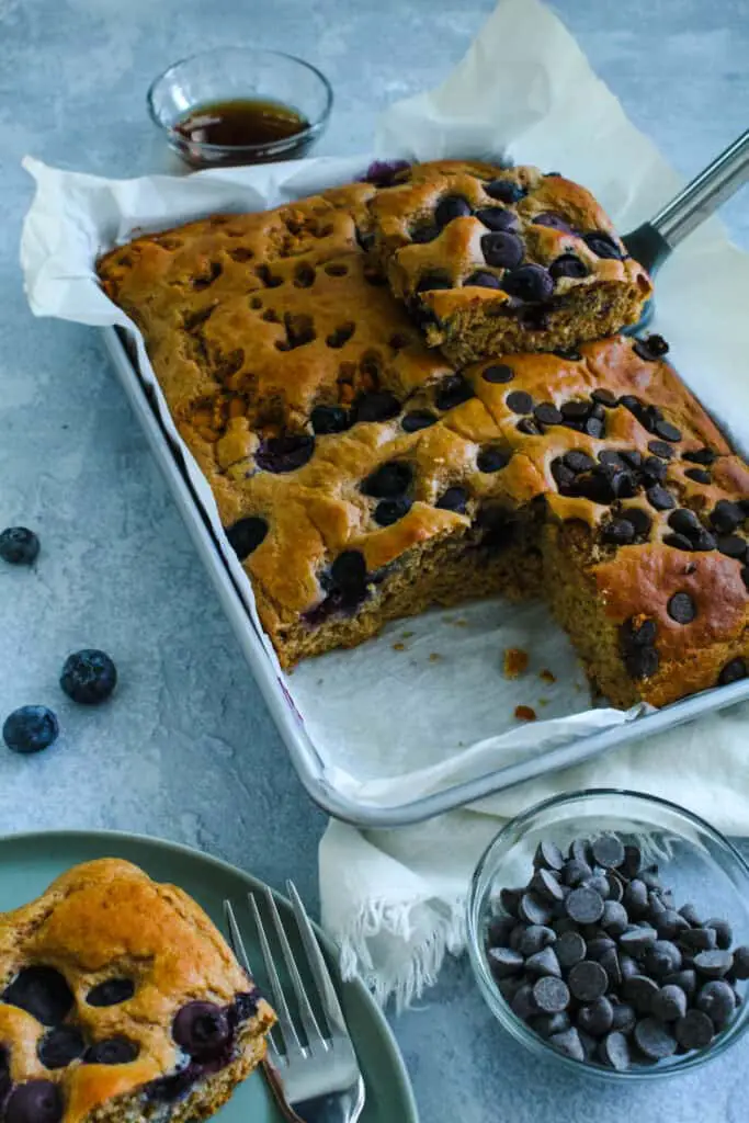 chocolate chip sheet pan pancake